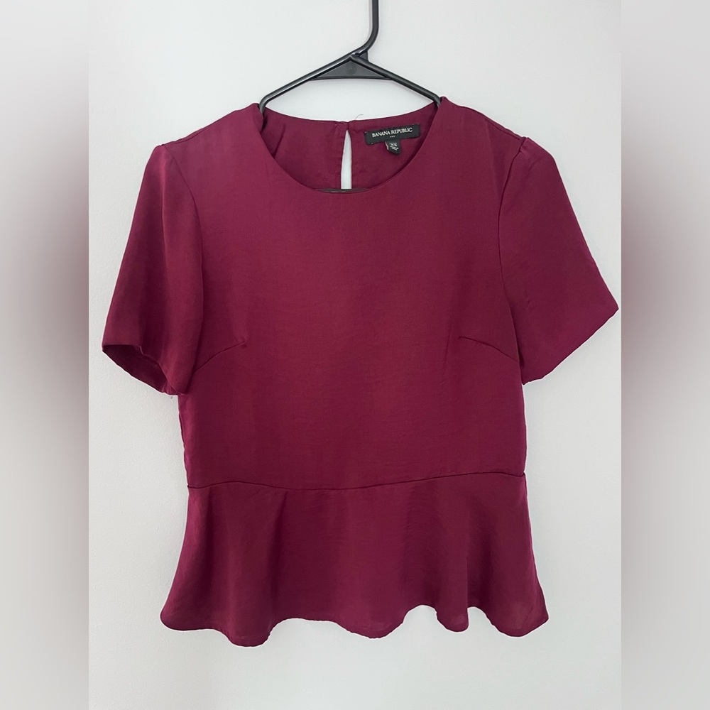 Banana Republic Women's Burgundy Top